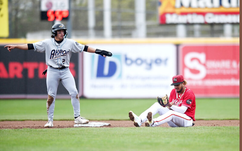 Curve drop fifth straight game as late-inning rally falls short